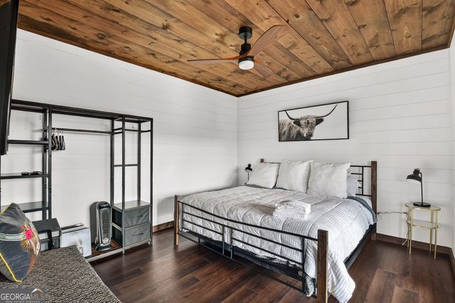 1038 Synacia Drive, Mineral Bluff, GA 30559