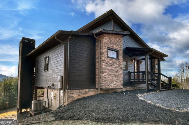 1038 Synacia Drive, Mineral Bluff, GA 30559