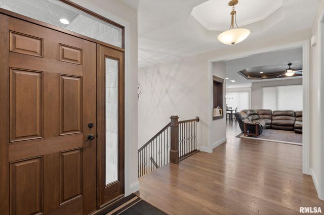 1422 Racine Court, Davenport, IA 52804