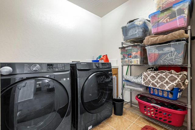 6568 E Braly, Fresno, CA 93727