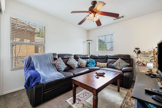 6568 E Braly, Fresno, CA 93727