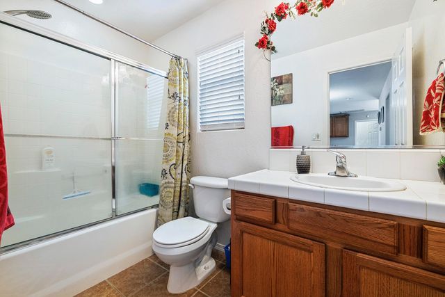 6568 E Braly, Fresno, CA 93727