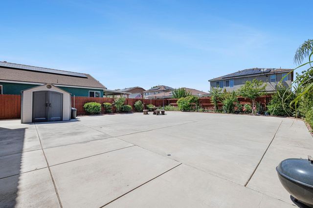 6568 E Braly, Fresno, CA 93727