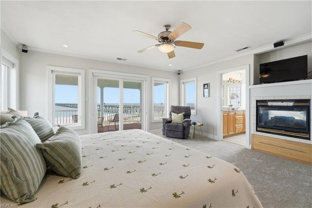 4812 Bay Bridge LN, Virginia Beach, VA 23455