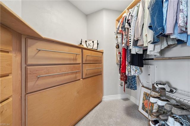 4812 Bay Bridge LN, Virginia Beach, VA 23455