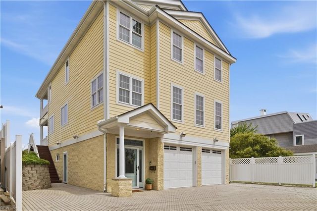 4812 Bay Bridge LN, Virginia Beach, VA 23455