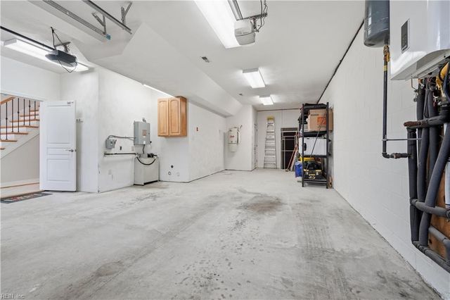 4812 Bay Bridge LN, Virginia Beach, VA 23455