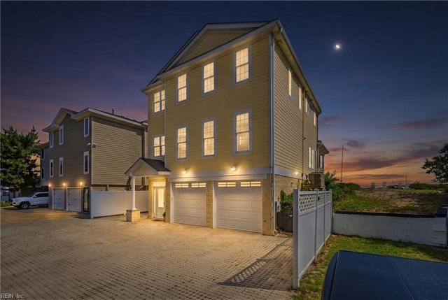 4812 Bay Bridge LN, Virginia Beach, VA 23455