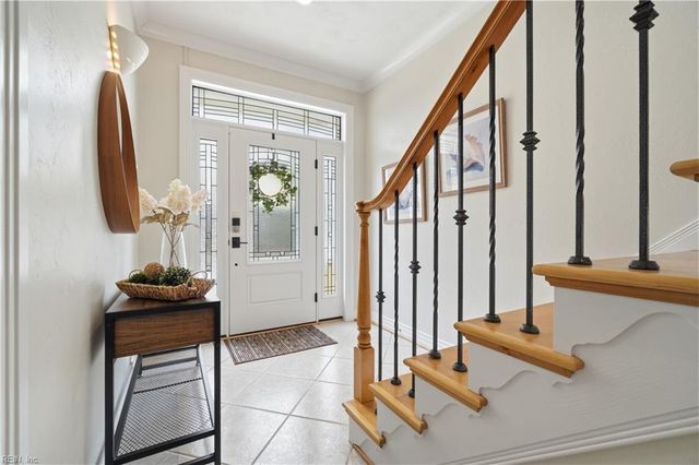 4812 Bay Bridge LN, Virginia Beach, VA 23455