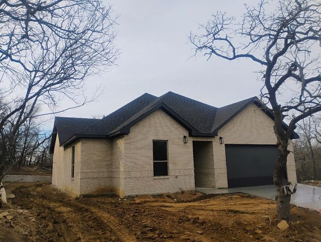 146 Hauser Place, Runaway Bay, TX 76426