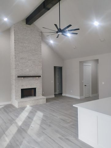 146 Hauser Place, Runaway Bay, TX 76426