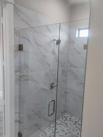 146 Hauser Place, Runaway Bay, TX 76426