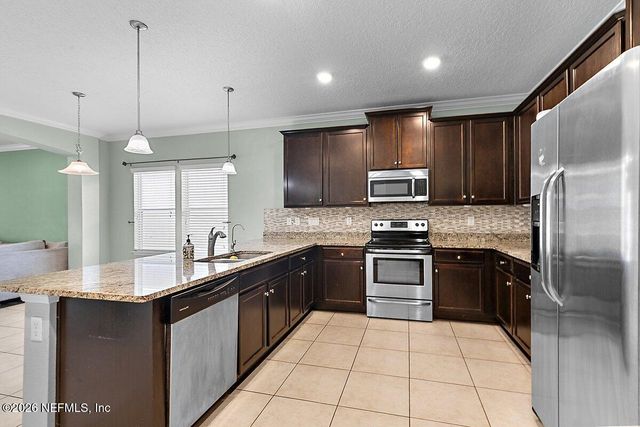 7161 CLAREMONT CREEK Drive, Jacksonville, FL 32222