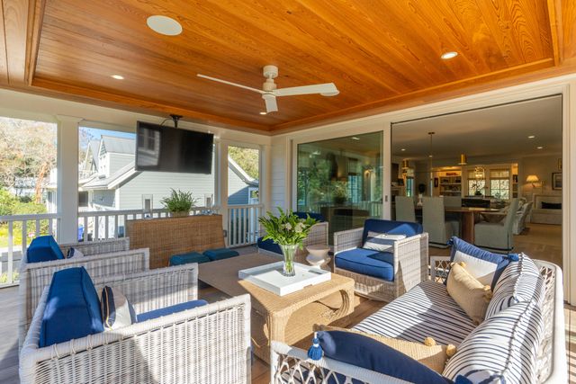 5 Allgood Road, Charleston, SC 29407