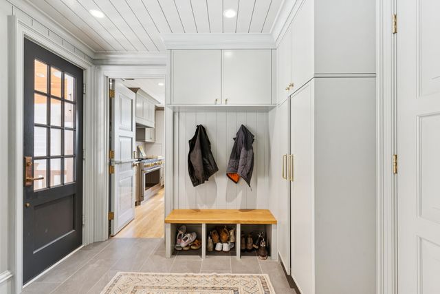 5 Allgood Road, Charleston, SC 29407