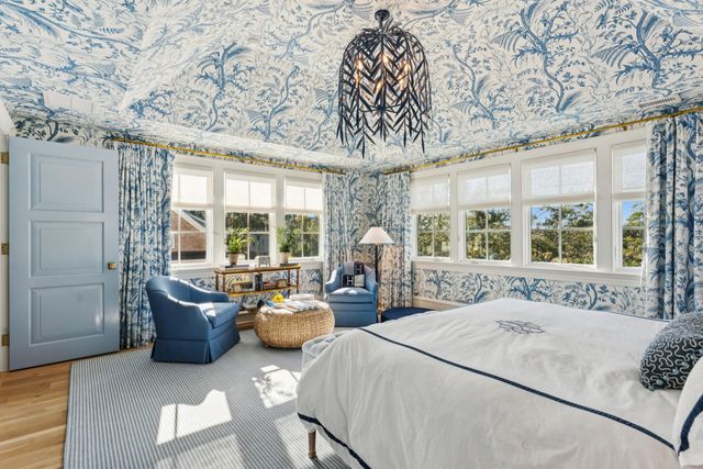 5 Allgood Road, Charleston, SC 29407