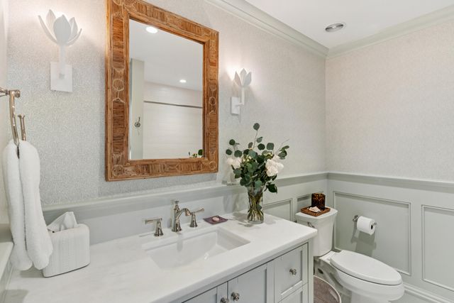 5 Allgood Road, Charleston, SC 29407