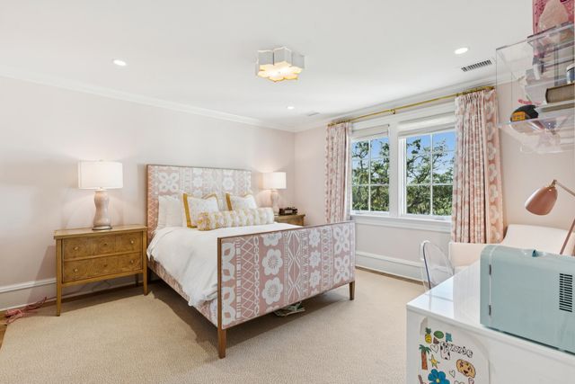 5 Allgood Road, Charleston, SC 29407