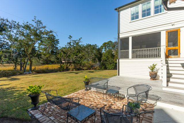 5 Allgood Road, Charleston, SC 29407
