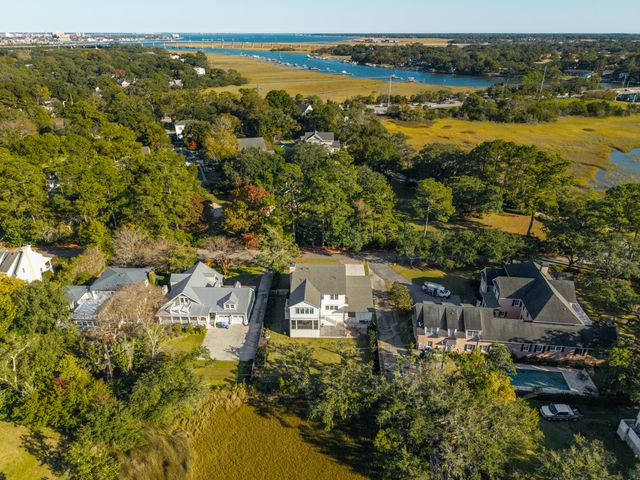 5 Allgood Road, Charleston, SC 29407