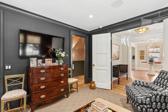 5 Allgood Road, Charleston, SC 29407