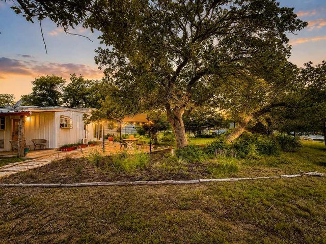 128 E Castlewood DR, Marble Falls, TX 78654