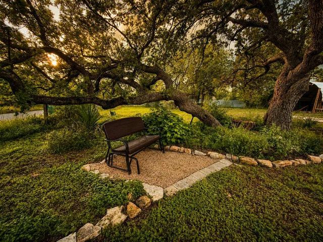 128 E Castlewood DR, Marble Falls, TX 78654
