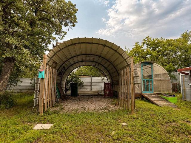128 E Castlewood DR, Marble Falls, TX 78654