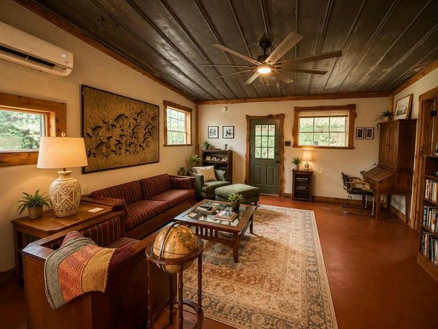128 E Castlewood DR, Marble Falls, TX 78654