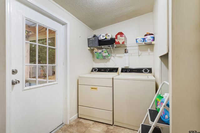 13599 Phoenix Dr., Tyler, TX 75707