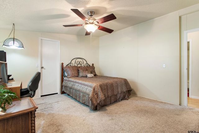 13599 Phoenix Dr., Tyler, TX 75707