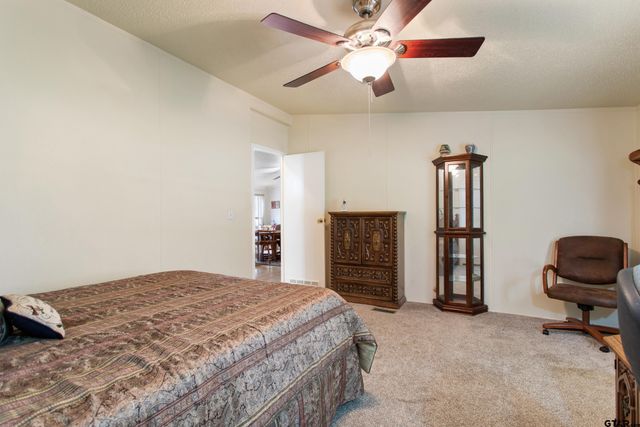 13599 Phoenix Dr., Tyler, TX 75707