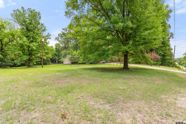 13599 Phoenix Dr., Tyler, TX 75707