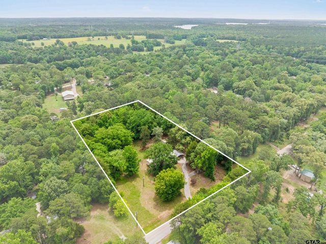 13599 Phoenix Dr., Tyler, TX 75707