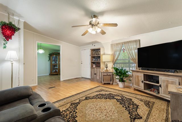 13599 Phoenix Dr., Tyler, TX 75707