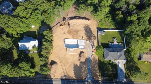 53 Mooney Rd, Roxbury Twp., NJ 07852