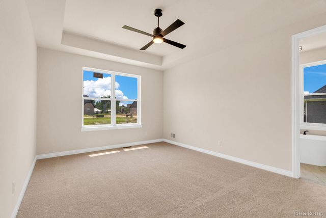 4139 Blossom Drive, Sterling Heights, MI 48314