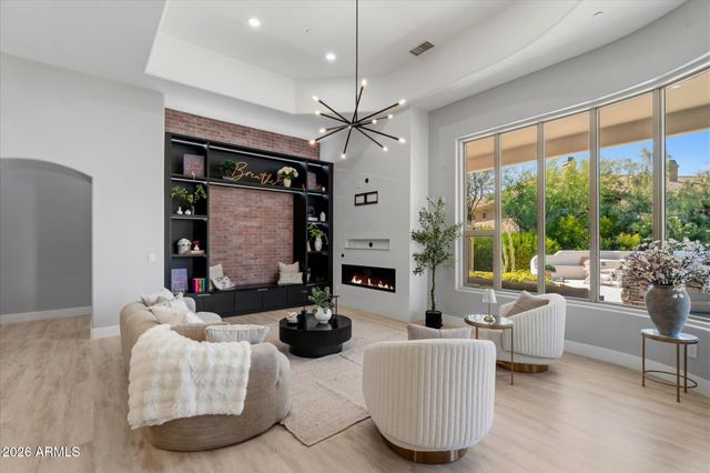 13622 N SUNSET Drive, Fountain Hills, AZ 85268