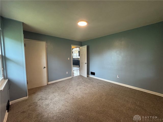 4968 Little Richmond Road, Dayton, OH 45426