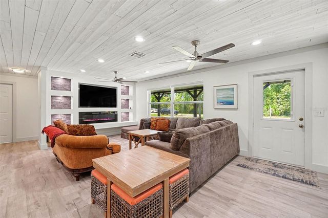3728 GASPARILLA STREET, St James City, FL 33956