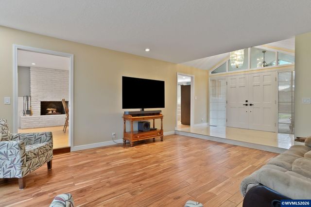 6491 Guava Ct NE, Salem, OR 97305