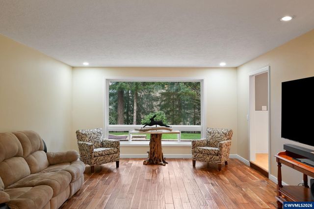 6491 Guava Ct NE, Salem, OR 97305