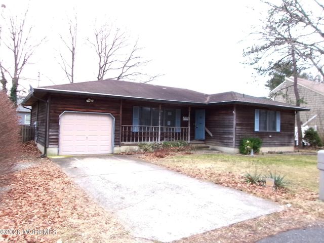 1125 Seaman Avenue, Beachwood, NJ 08722