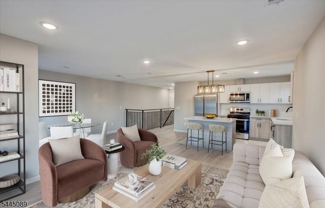 62 Columbia Ave, Newark City, NJ 07106