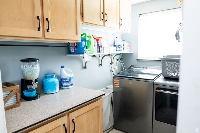 5204 S BRIGHT MORNING CIR, Taylorsville, UT 84123