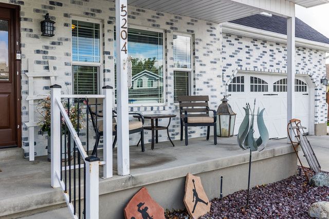 5204 S BRIGHT MORNING CIR, Taylorsville, UT 84123