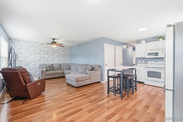 2591 Oak Forest Drive, Troy, MO 63379