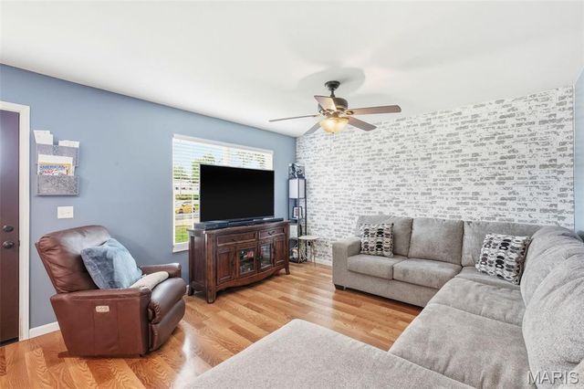 2591 Oak Forest Drive, Troy, MO 63379