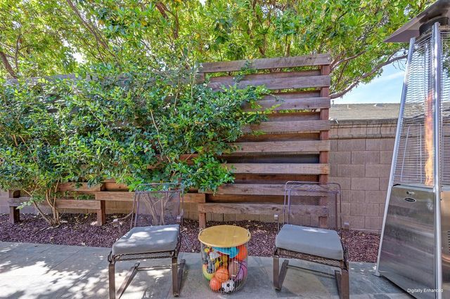 17 Kings Beach Pl, Sacramento, CA 95835