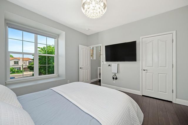 17 Kings Beach Pl, Sacramento, CA 95835